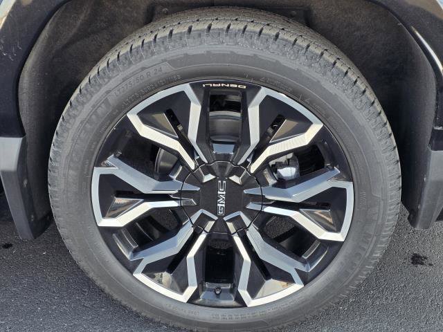 Used 2025 GMC Sierra EV Denali image 5