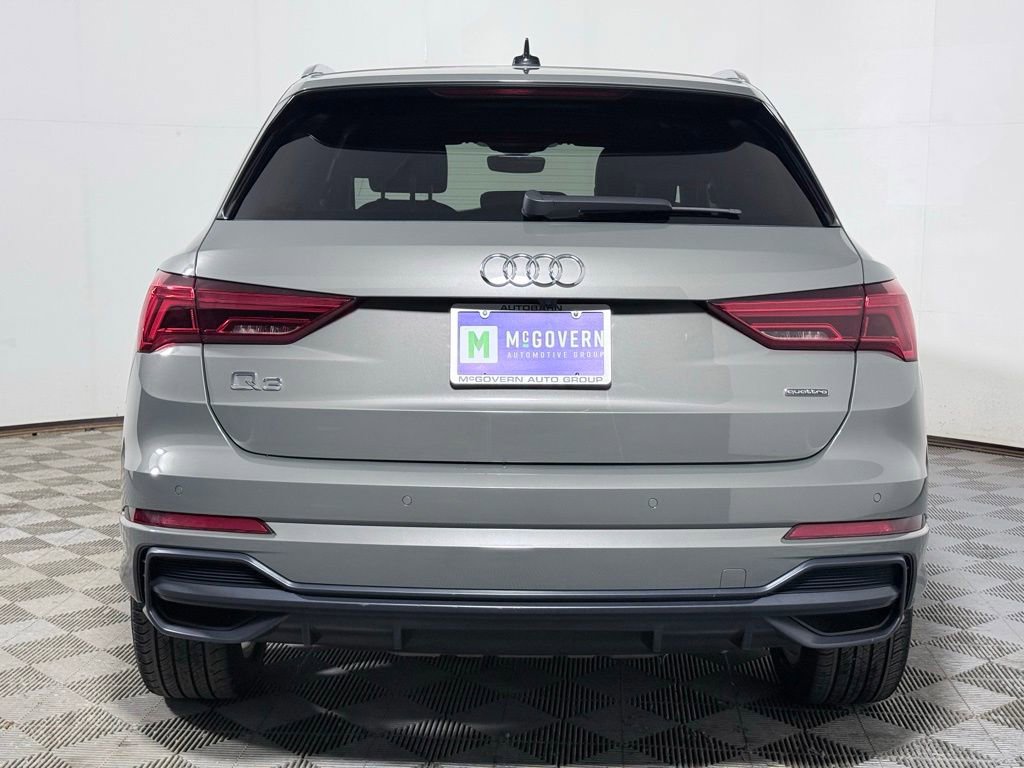 Used 2020 Audi Q3 2.0T Premium Plus w/ Premium Plus Package AWD/4WD image 4