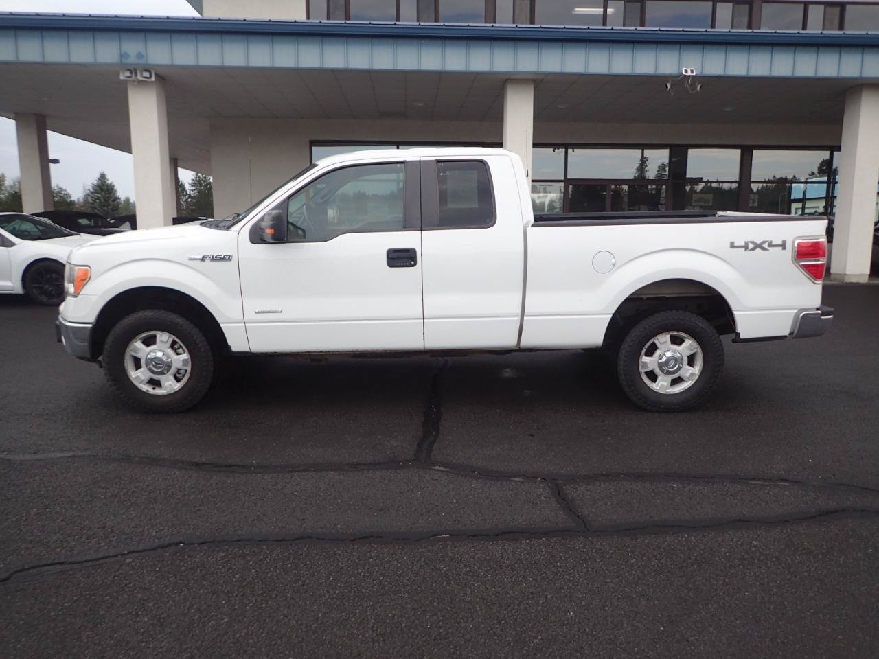 Used 2013 Ford F150 XLT w/ XLT Convenience Pkg AWD/4WD image 2
