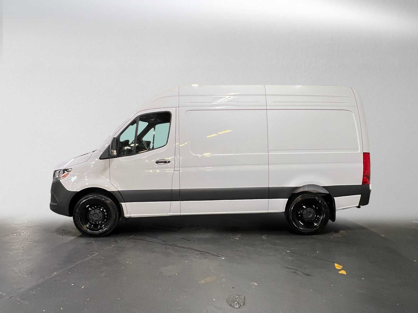 Used 2026 Mercedes-Benz Sprinter 2500 image 6