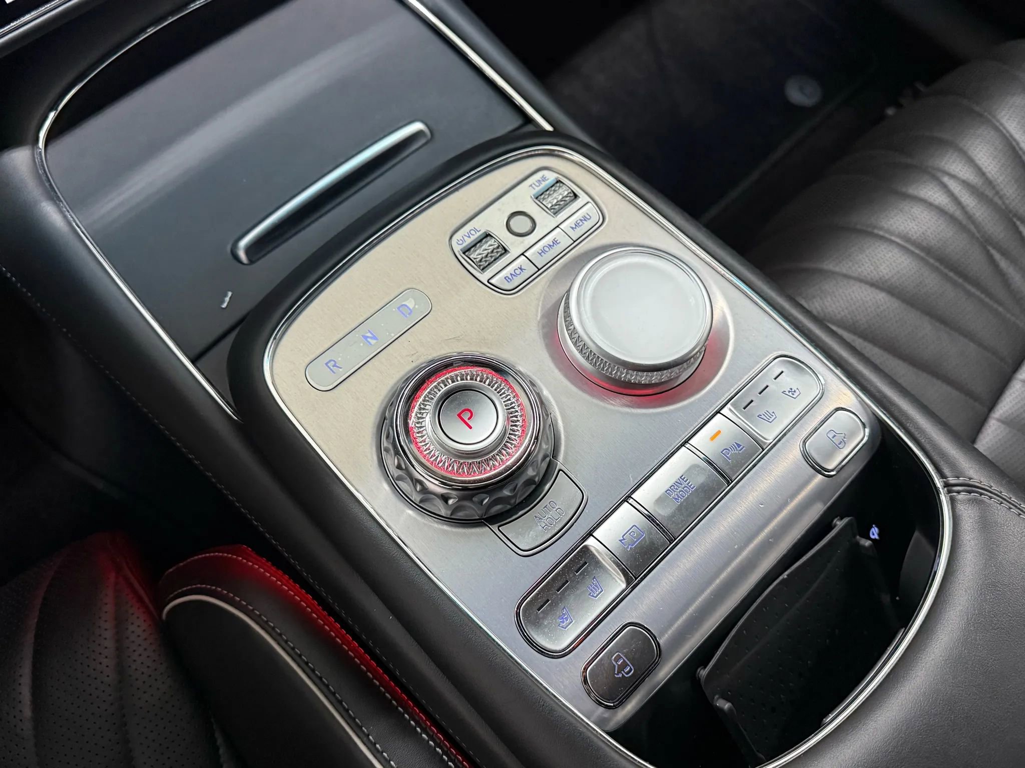 Used 2023 Genesis G90 3.5T image 24