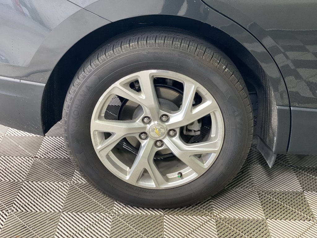 Used 2020 Chevrolet Equinox Premier w/ LPO, Cargo Package FWD image 18