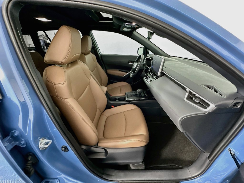 Certified 2026 Toyota Corolla Cross XLE w/ Convenience Package FWD image 29