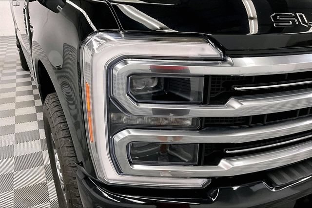 Used 2023 Ford F250 Limited AWD/4WD image 35