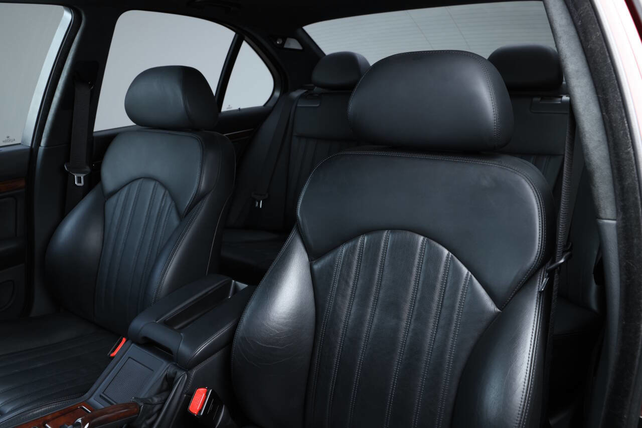 Used 2003 BMW M5 image 71