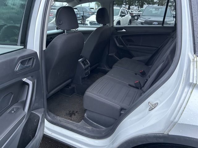 Used 2022 Volkswagen Tiguan S image 10