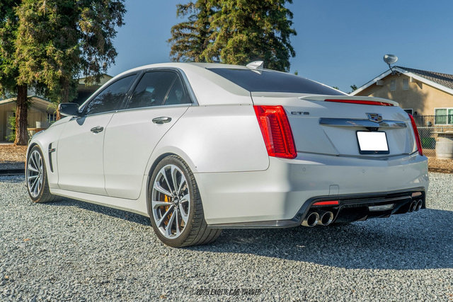 Used 2018 Cadillac CTS V w/ Luxury Package image 6