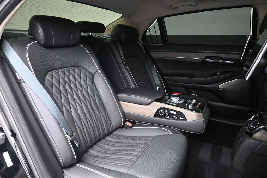 Used 2022 Genesis G90 5.0 Ultimate AWD/4WD image 26