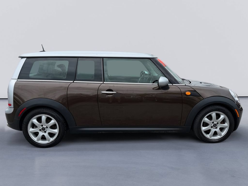 Used 2010 MINI Cooper Clubman Hardtop FWD image 2