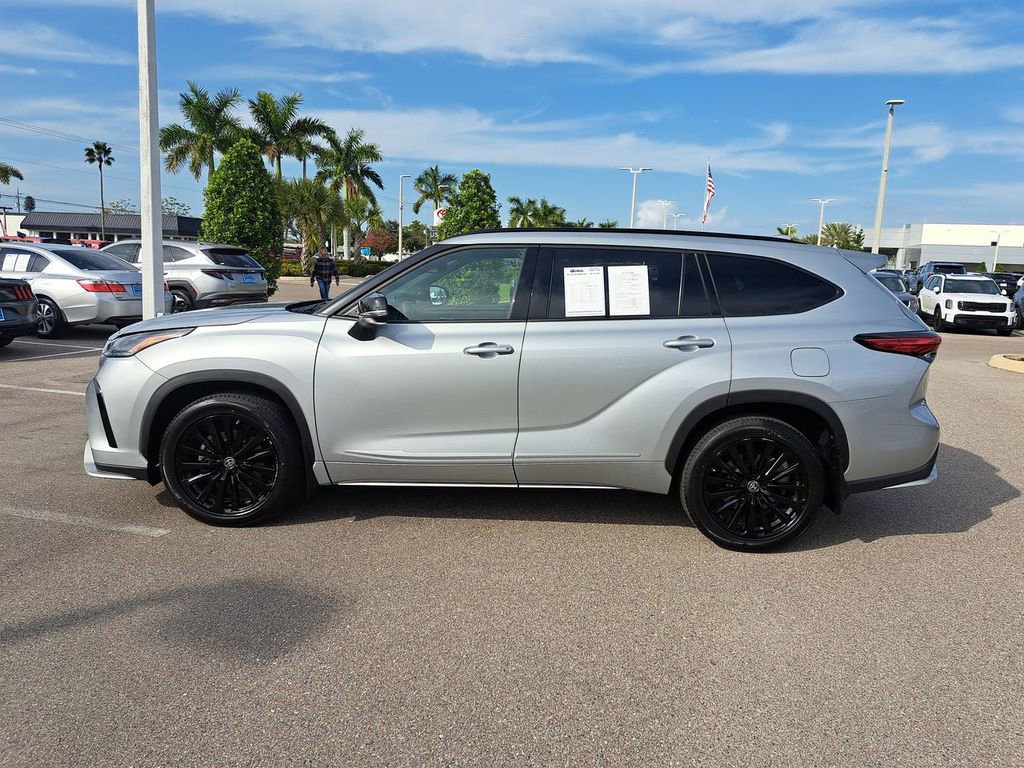 Used 2023 Toyota Highlander XSE image 8