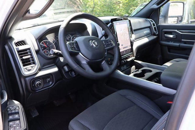 New 2025 RAM 2500 Big Horn AWD/4WD image 14