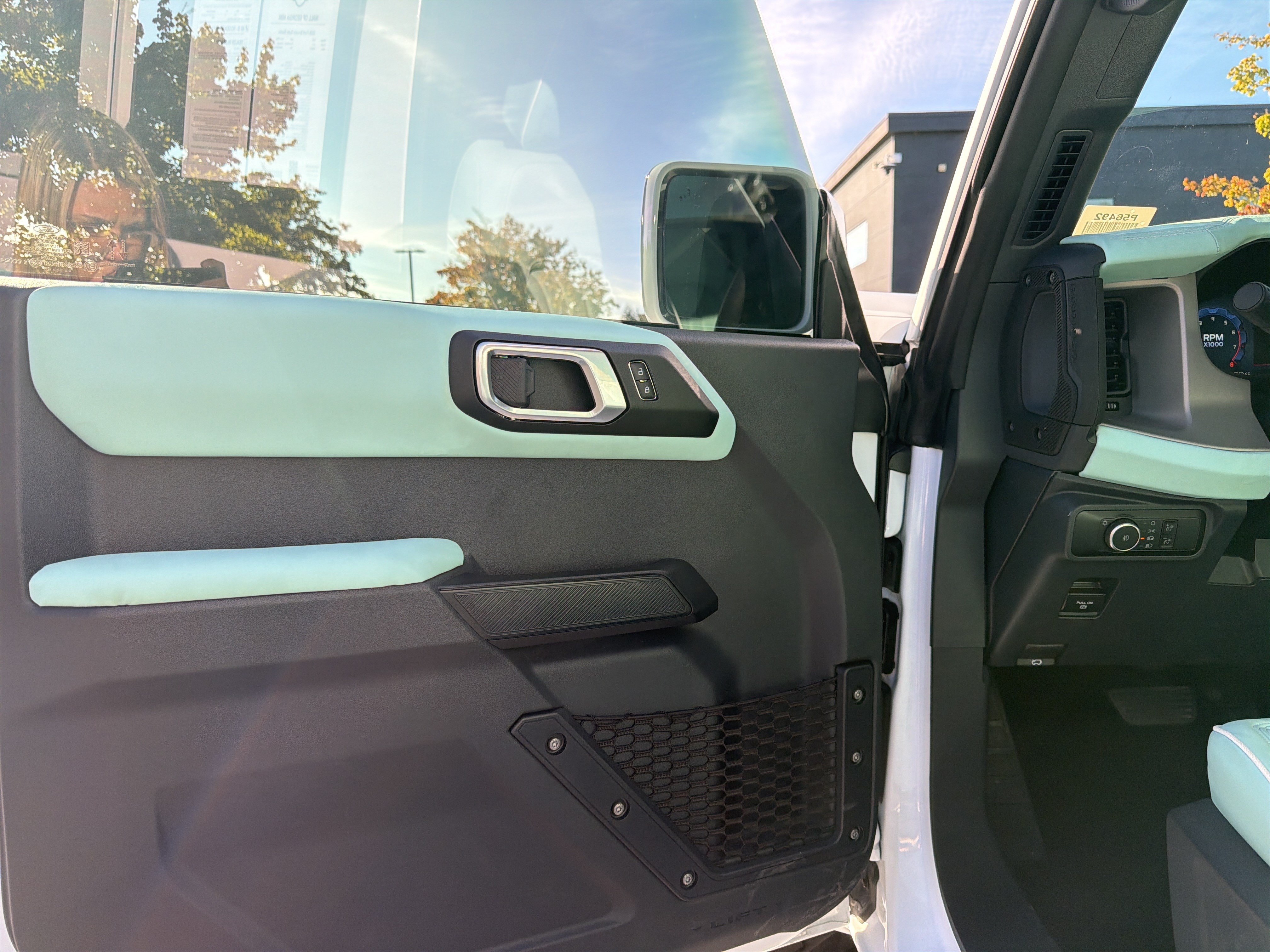 Used 2026 Ford Bronco Outer Banks AWD/4WD image 25