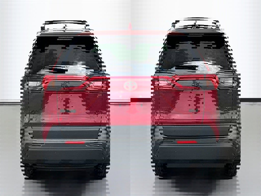 New 2025 Toyota RAV4 XLE image 5