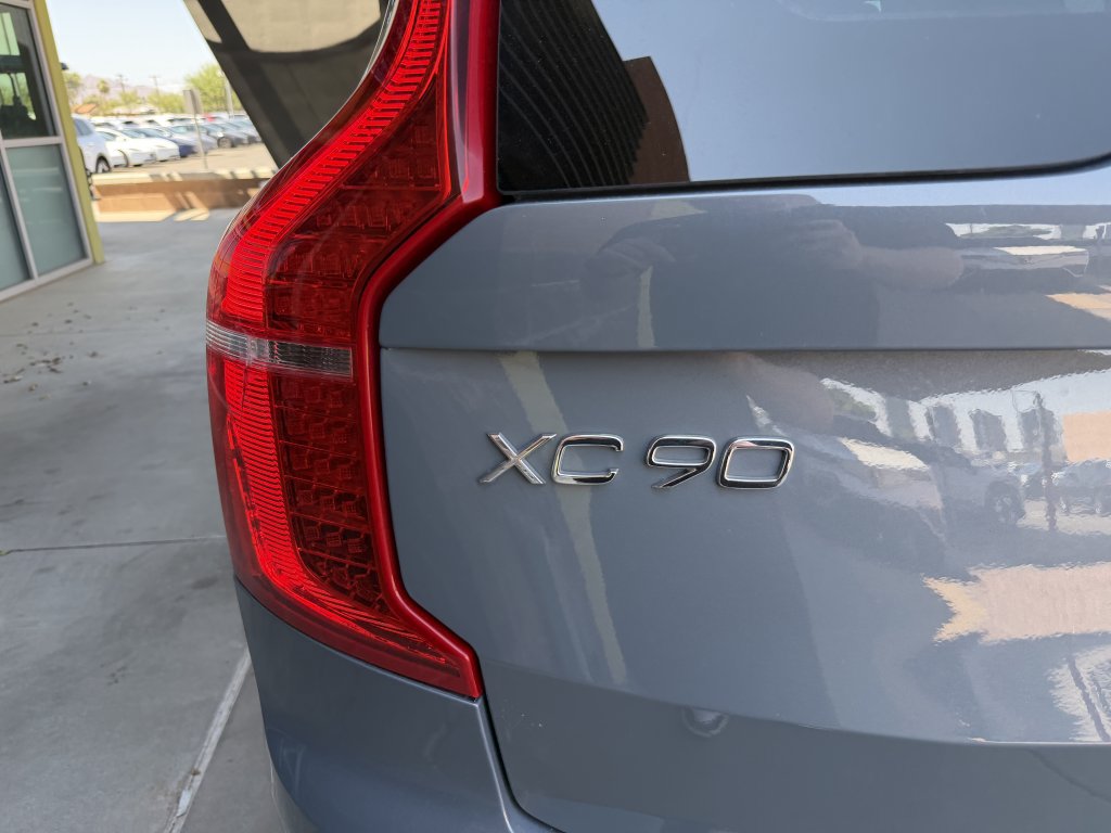 Used 2023 Volvo XC90 T8 Plus w/ Protection Package Premier AWD/4WD image 14