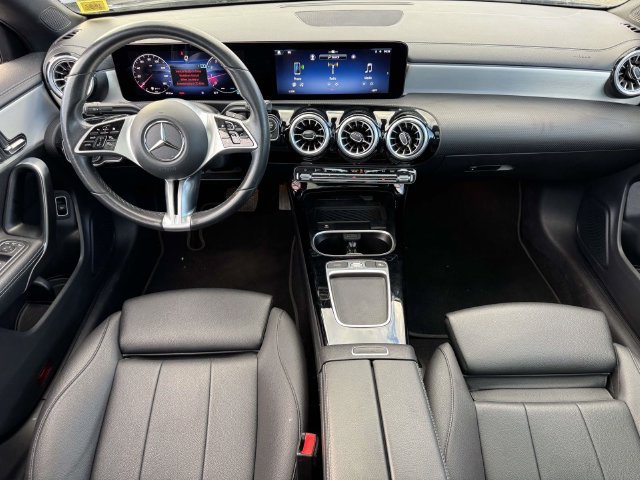 Used 2025 Mercedes-Benz CLA 250 4MATIC image 19