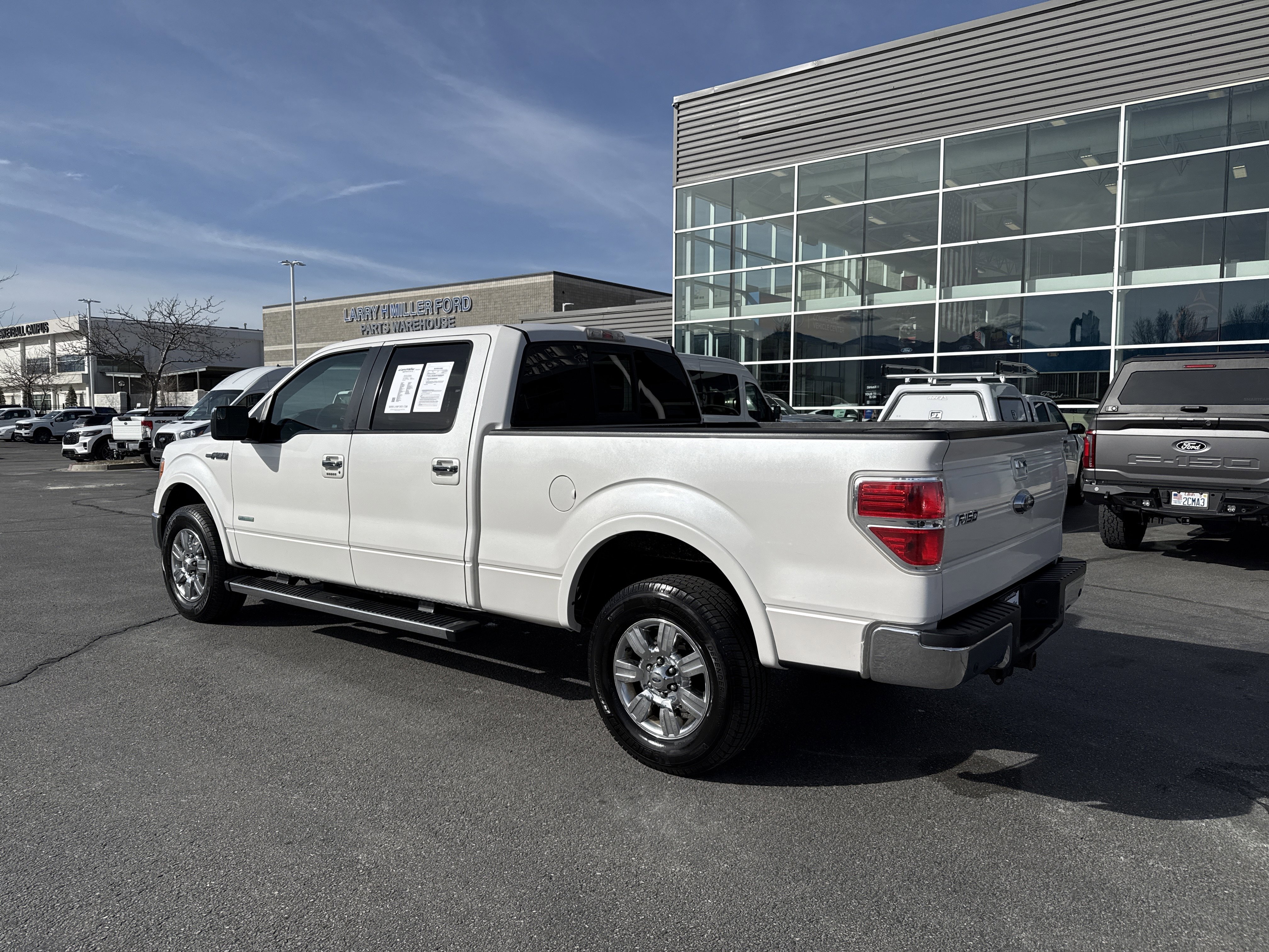 Used 2012 Ford F150 Lariat w/ Lariat Chrome Pkg image 3