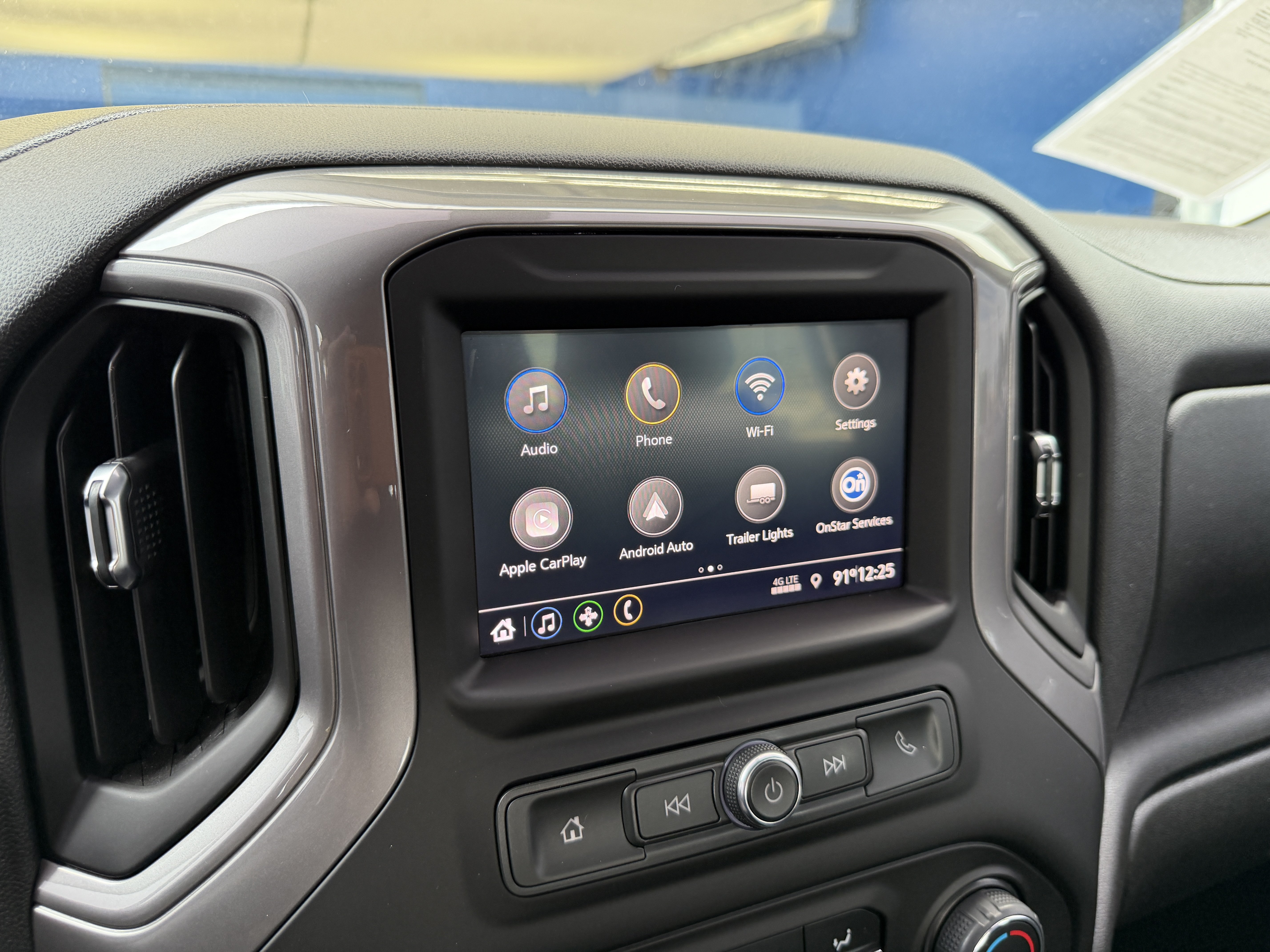 Used 2022 Chevrolet Silverado 1500 Custom Trail Boss AWD/4WD image 18