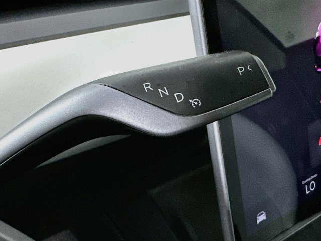 Used 2023 Tesla Model 3 Standard Range RWD image 17