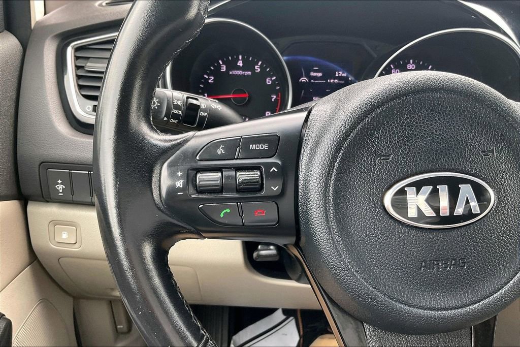 Used 2015 Kia Sedona EX FWD image 21