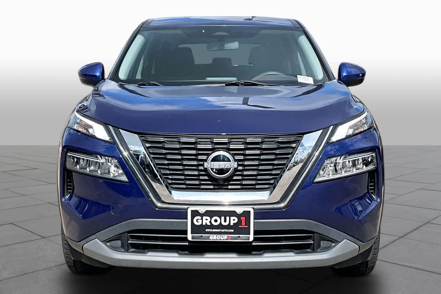 Certified 2023 Nissan Rogue SV FWD image 4