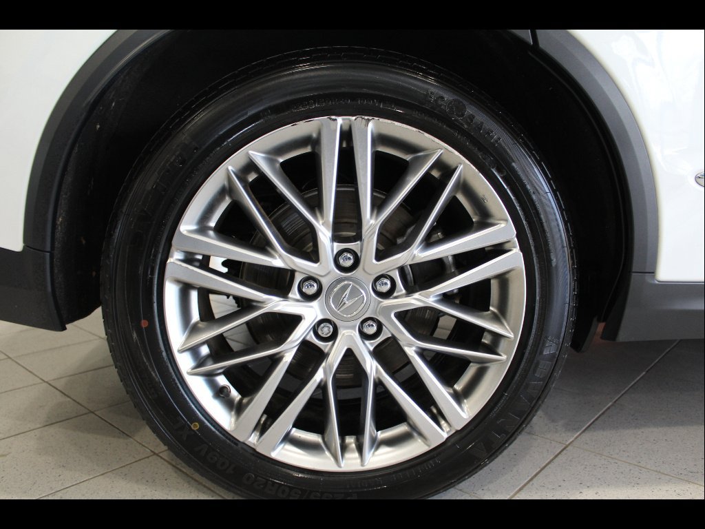 Used 2023 Acura MDX w/ Advance Package AWD/4WD image 11