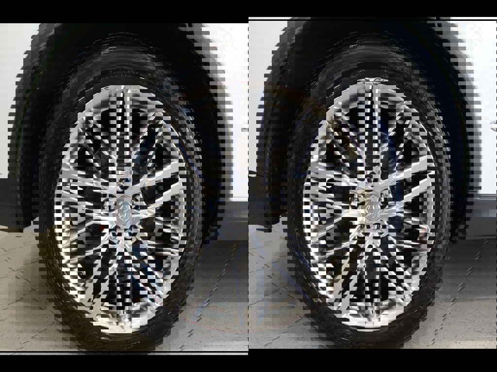 Used 2023 Acura MDX SH-AWD w/ Advance Package image 11