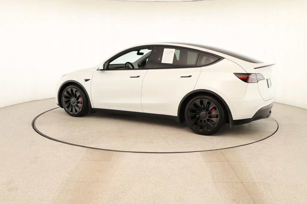Used 2023 Tesla Model Y Performance AWD/4WD image 3