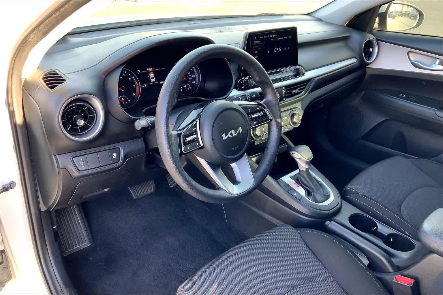 Used 2024 Kia Forte LXS FWD image 18