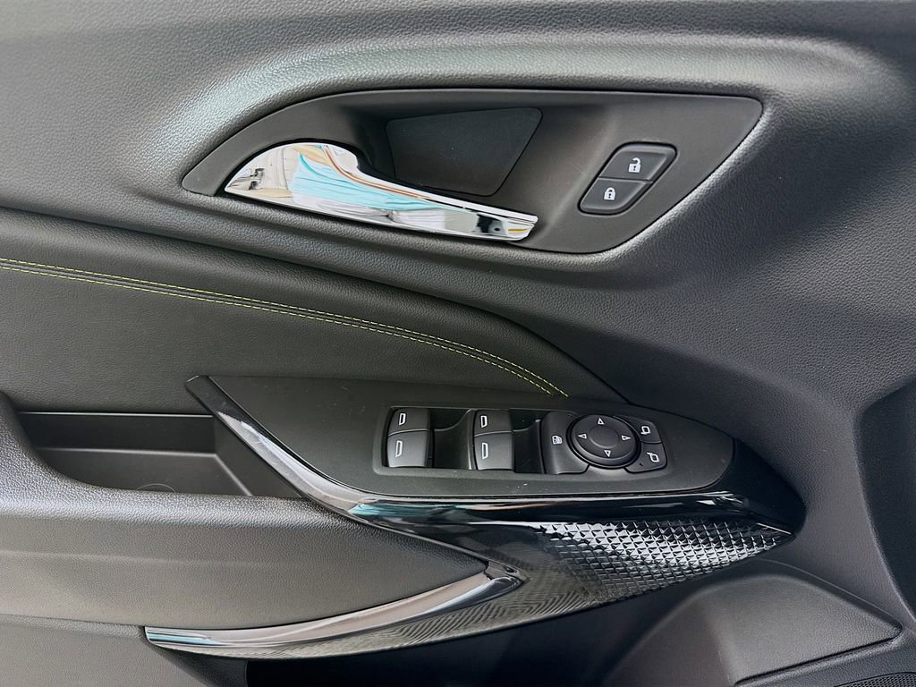 New 2026 Chevrolet Trax LT w/ Driver Confidence Package image 17