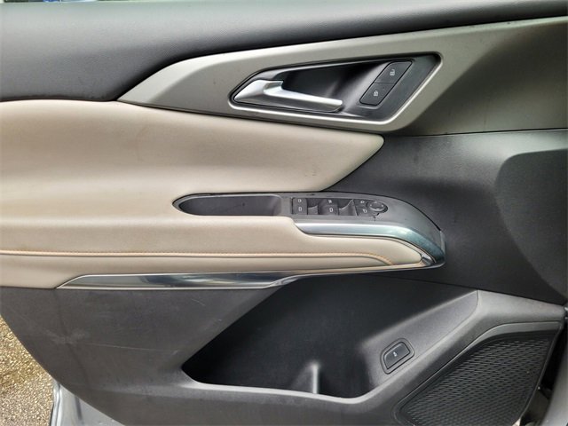 Used 2025 Chevrolet Traverse LT image 30