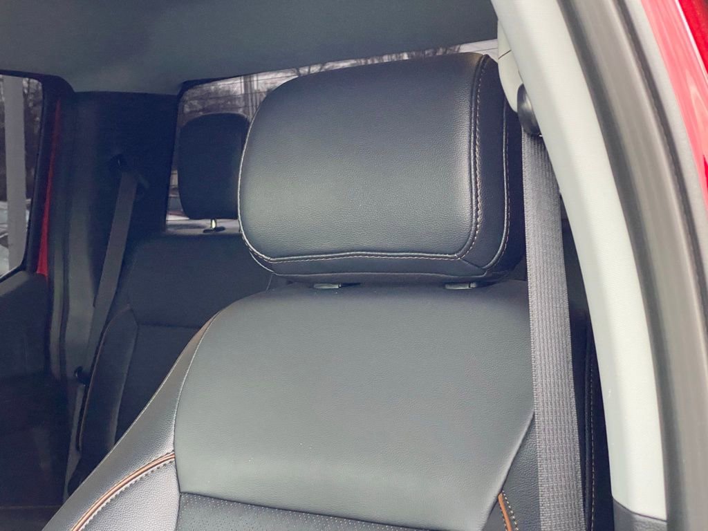 Used 2025 Ford F250 Lariat w/ Chrome Package image 22