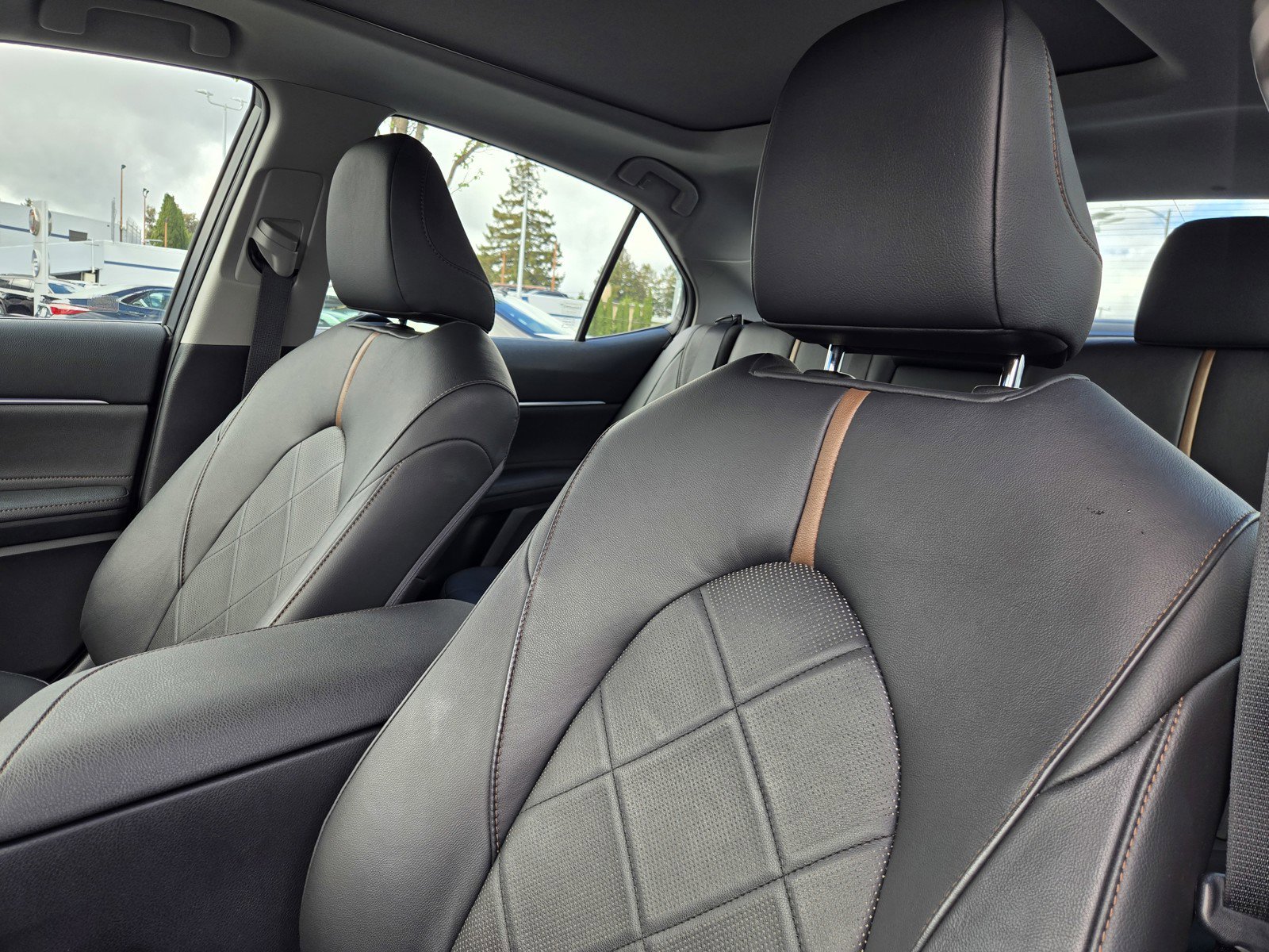 Used 2018 Toyota Camry XLE w/ Audio Package FWD image 16