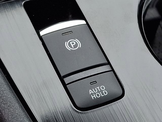 Used 2024 Nissan Rogue S image 24