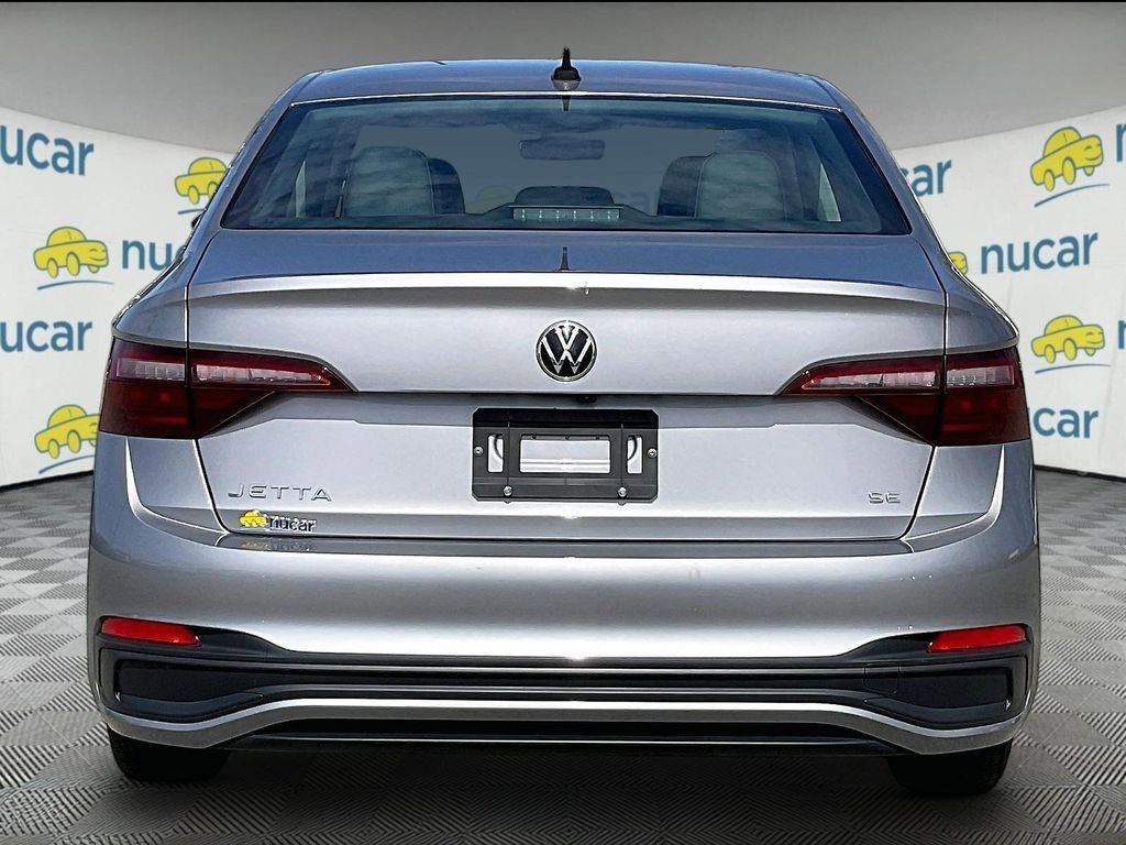 Used 2024 Volkswagen Jetta SE FWD image 5