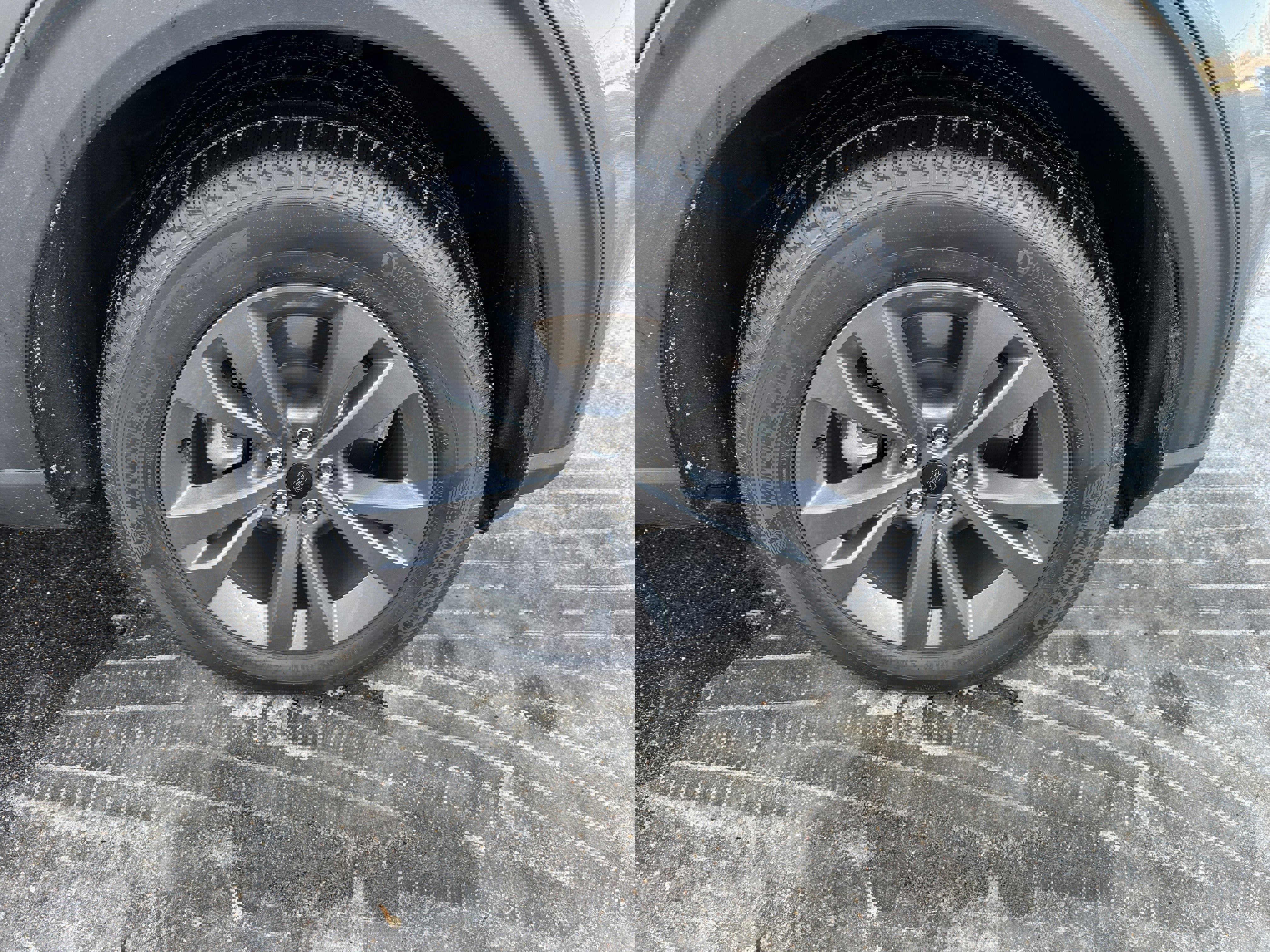 Used 2023 Ford Explorer XLT w/ Equipment Group 202A image 39