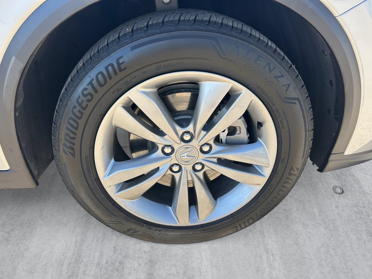 Certified 2026 Acura MDX FWD image 9