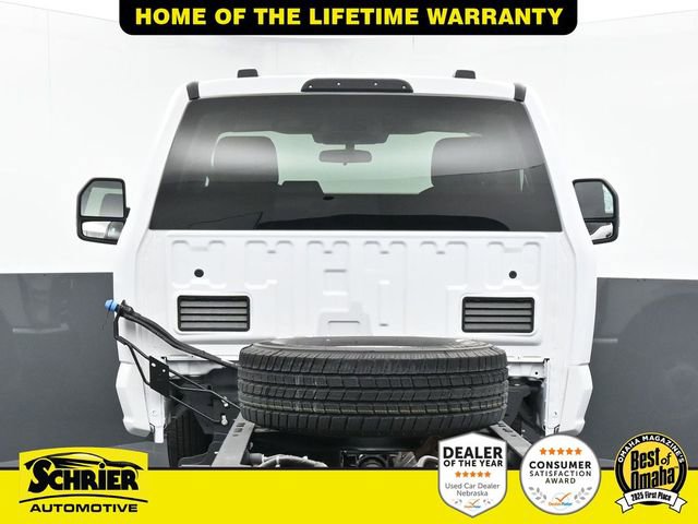 Used 2024 Ford F350 XLT image 5