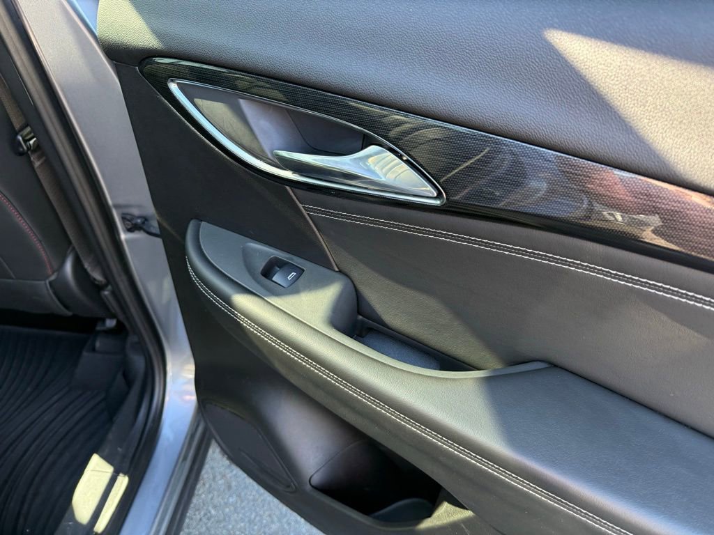 Used 2022 Buick Envision Essence w/ Technology Package II AWD/4WD image 36