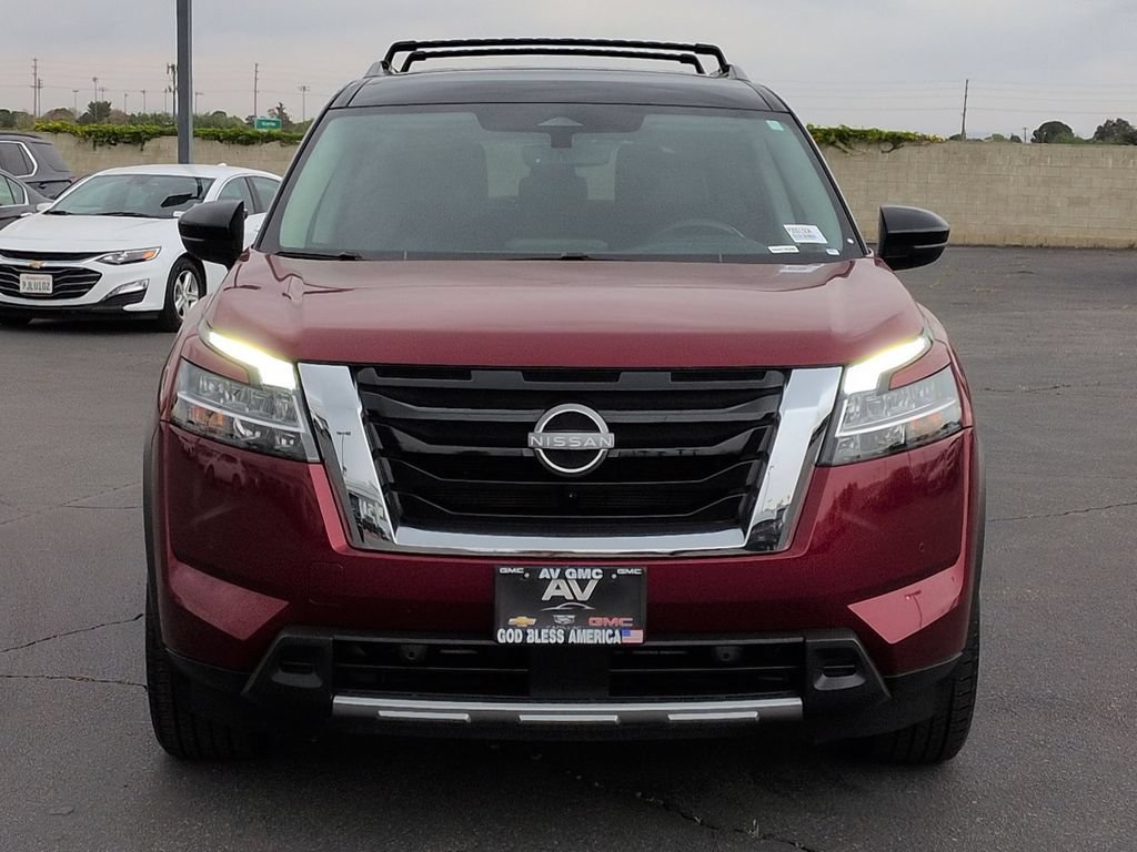 Used 2023 Nissan Pathfinder SL FWD image 10
