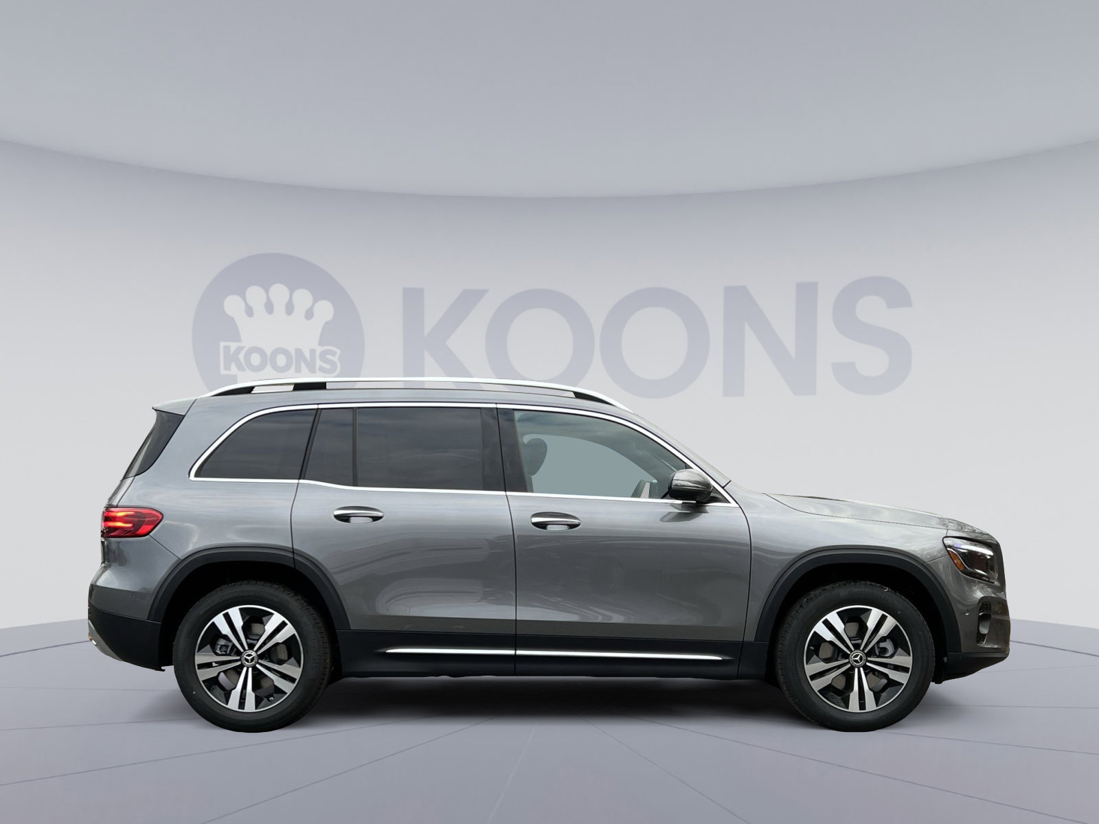 New 2026 Mercedes-Benz GLB 250 4MATIC image 7