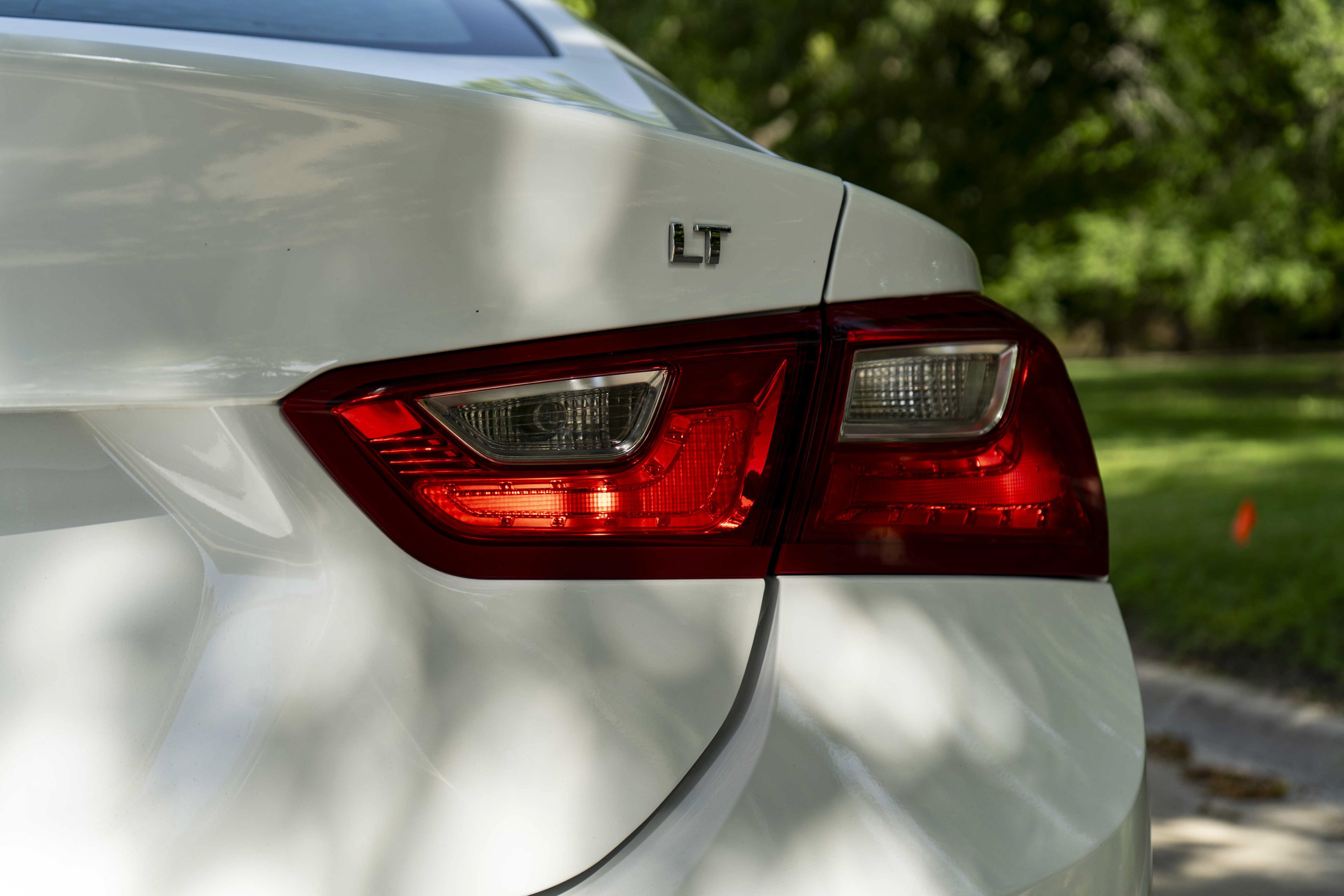 Used 2017 Chevrolet Malibu LT FWD image 13