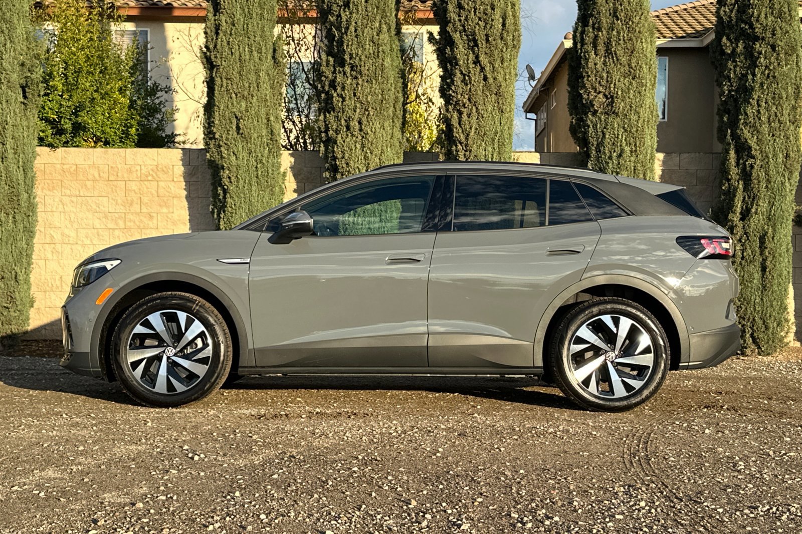 New 2025 Volkswagen ID.4 Pro image 7