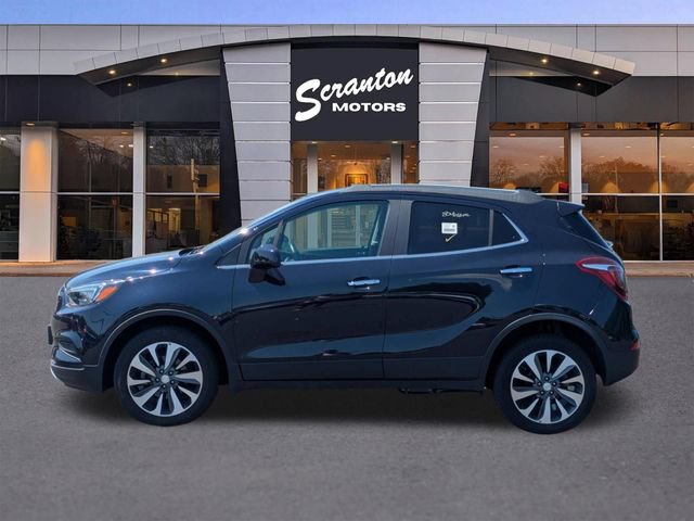 Certified 2022 Buick Encore Preferred AWD/4WD image 2