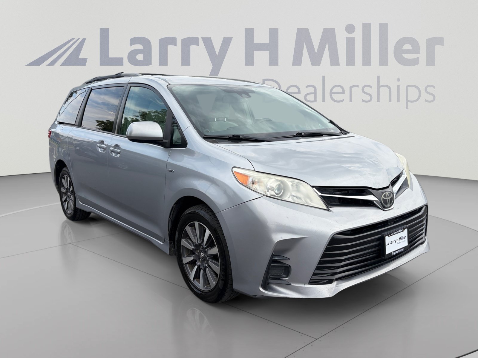Used 2018 Toyota Sienna LE AWD/4WD image 7