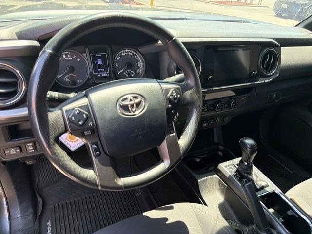 Certified 2018 Toyota Tacoma TRD Off-Road RWD image 16
