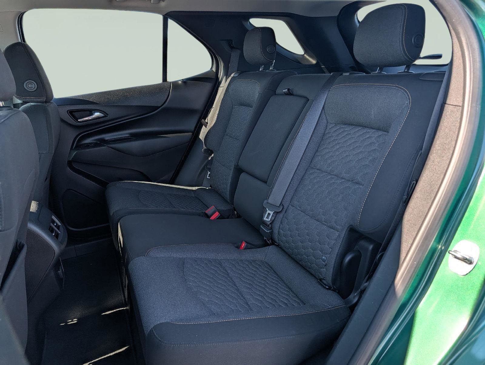 Used 2018 Chevrolet Equinox LT AWD/4WD image 18