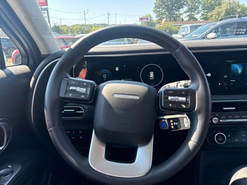 Used 2026 Hyundai Palisade SEL AWD/4WD image 21