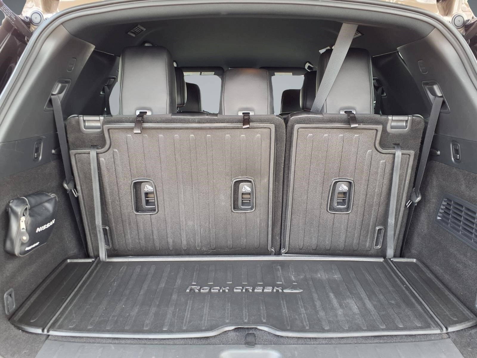 Used 2024 Nissan Pathfinder Rock Creek AWD/4WD image 12