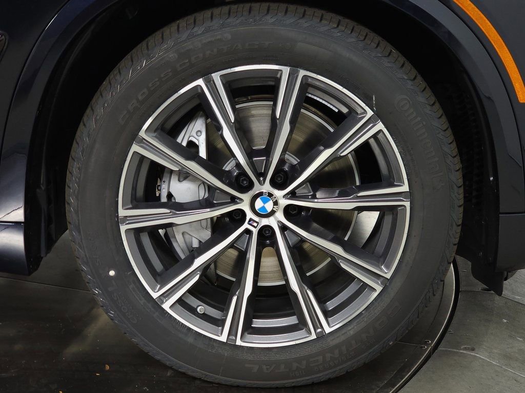 New 2026 BMW X5 xDrive50e AWD/4WD image 8