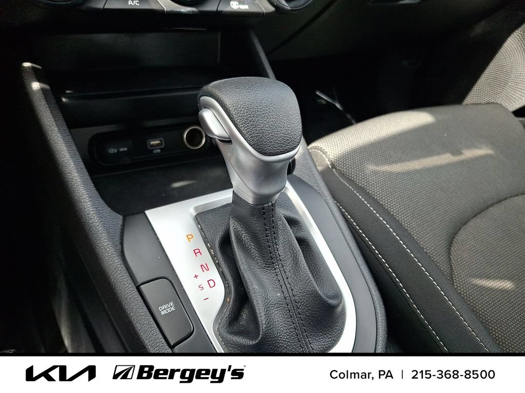 Certified 2023 Kia Forte LXS FWD image 17